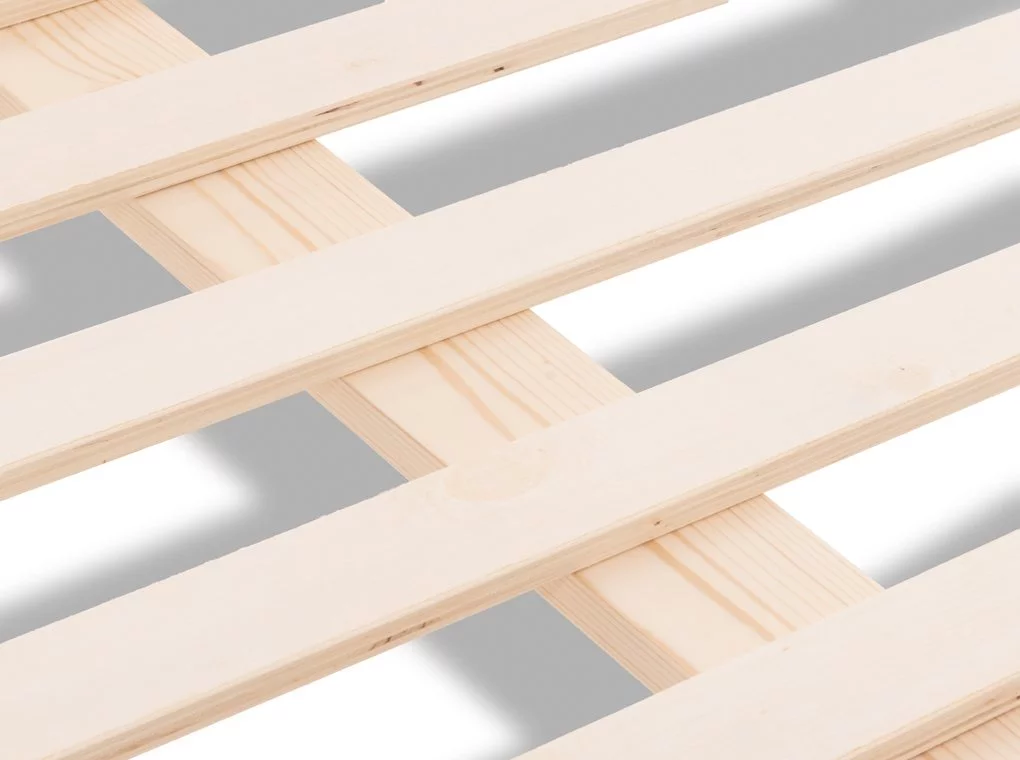 REVOTICA SKAGEN FENYŐ ÁGYKERET ÁGYRÁCCSAL