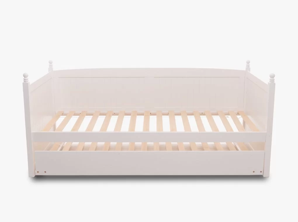 REVOTICA HELSINKI IFJÚSÁGI ÁGYKERET