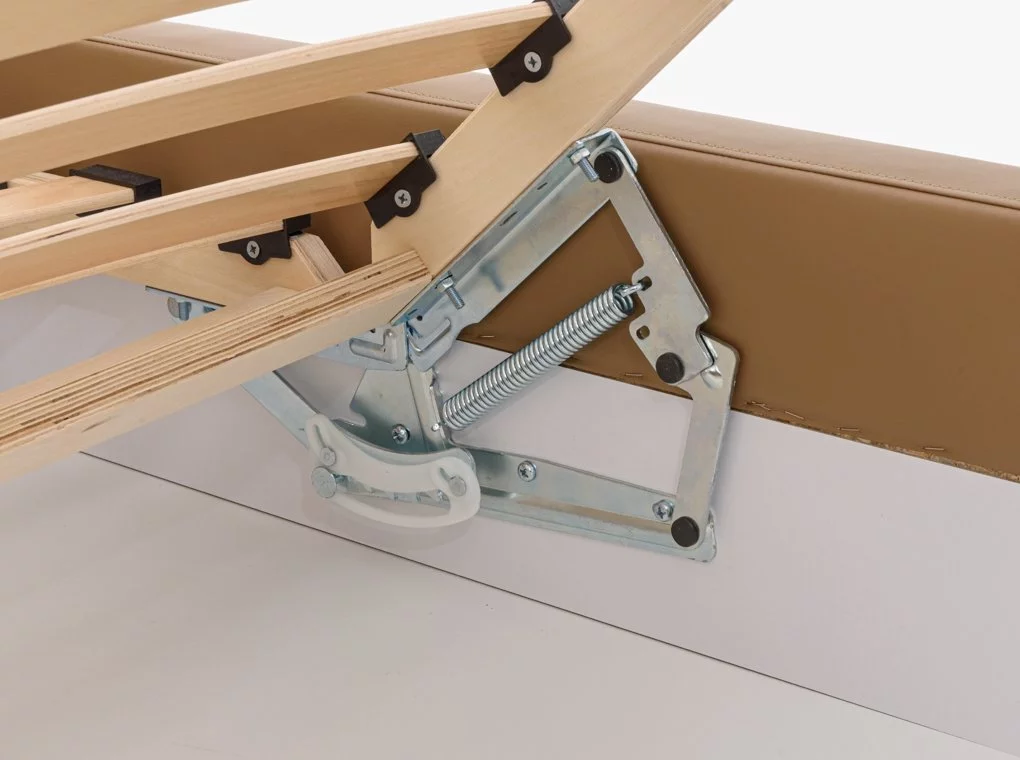 FIRENZE FRANCIAÁGY ÁGYNEMŰTARTÓVAL