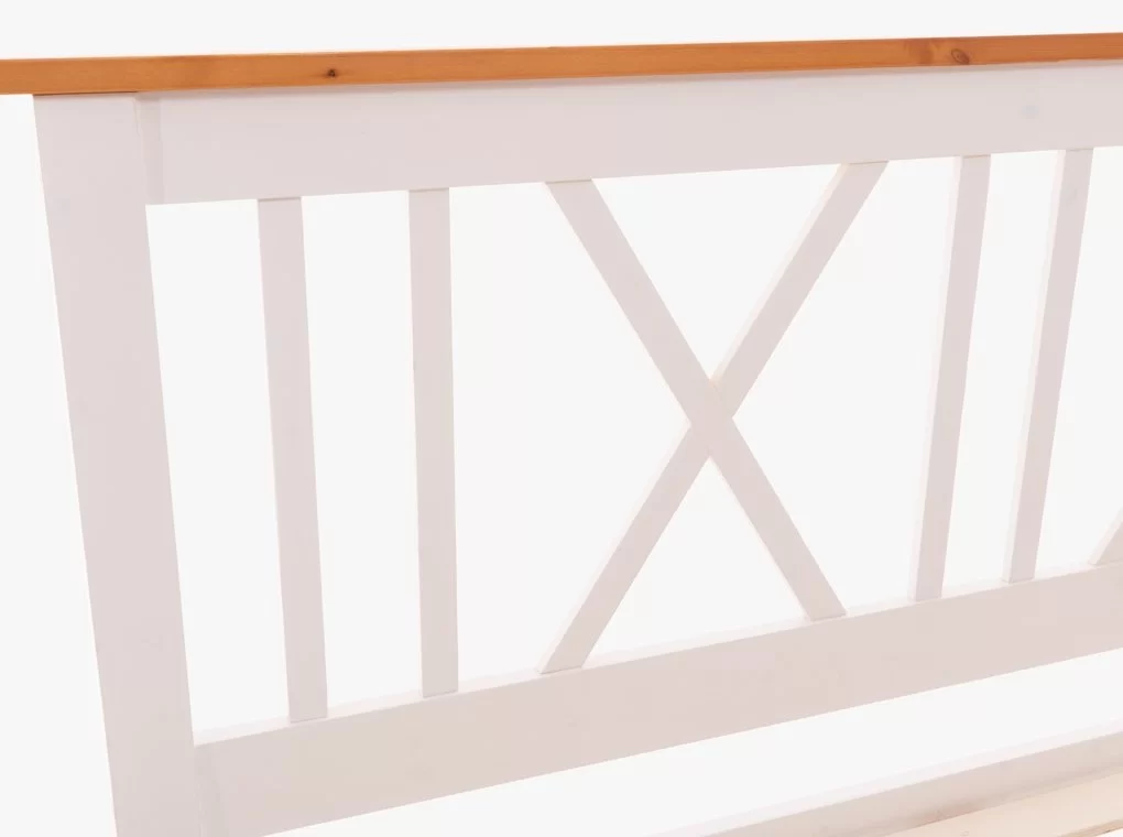 REVOTICA NYBORG FENYŐ ÁGYKERET ÁGYRÁCCSAL