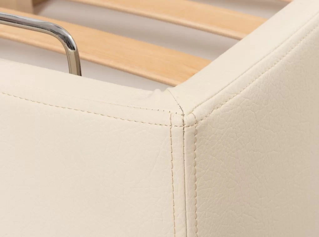 PEGAZUS FRANCIAÁGY ÁGYNEMŰTARTÓVAL